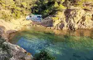 Cala Bona es una de las playas del este de Mallorca más lindas.